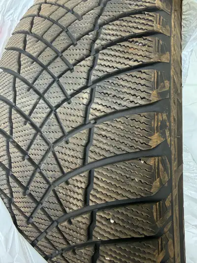 Bought brand new in November 2025 used for three months They have approximately 900 km on them Tread...