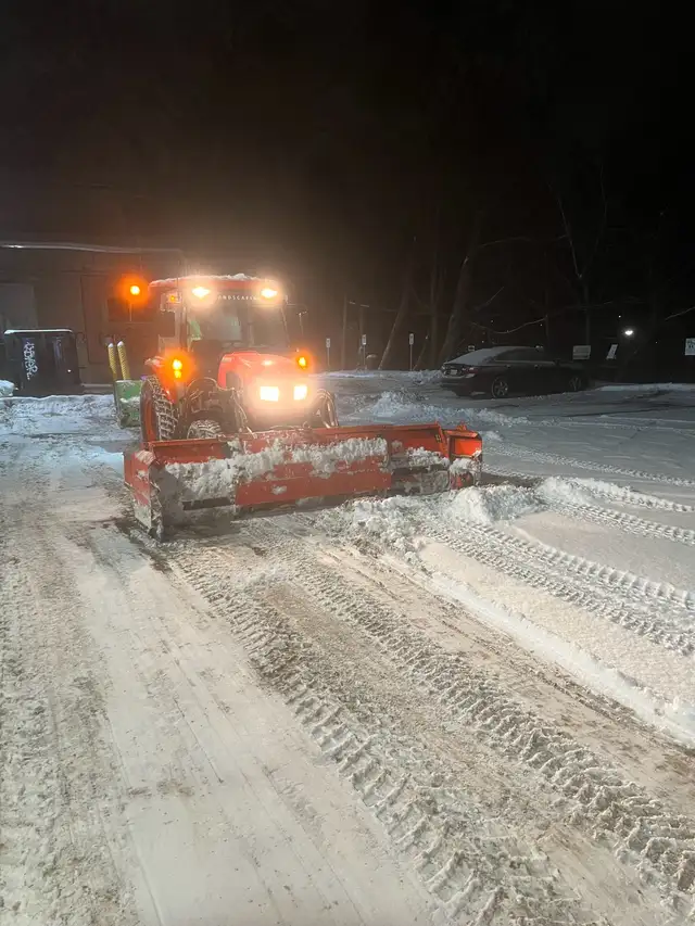 Snow Removal - Winter Maintenance 2026-2027 - Commercial in Snow Removal & Property Maintenance in Guelph - Image 4