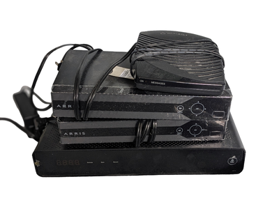 SHAW PVRs - Motorola Shaw Cable Box DCT700  + Arris Gateway HDPV, View more