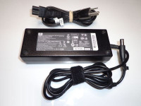 Original HP 463556-001 PA-1121-12HN 18.5V 6.5A Ac Adapter