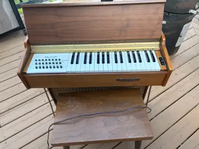 Electric Harmony Chord Organ, View more