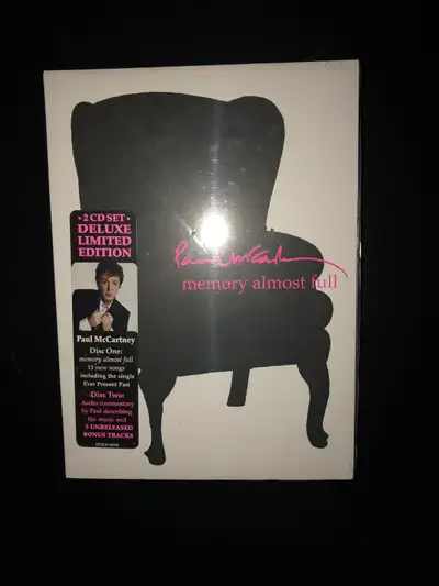 Paul McCartney coffret CD Memory Almost Full, View more