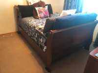 5 piece Full Size Sleigh Bed Suite