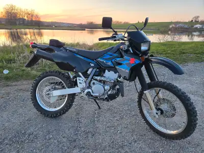 2018 drz400s street and trail only has 1641kms comes on kenda track masters and comes with the anoth...