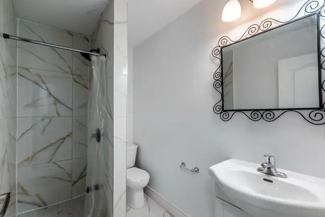 Students Rental, Waterloo- 56 Cardill Cres in Long Term Rentals in Kitchener / Waterloo - Image 3