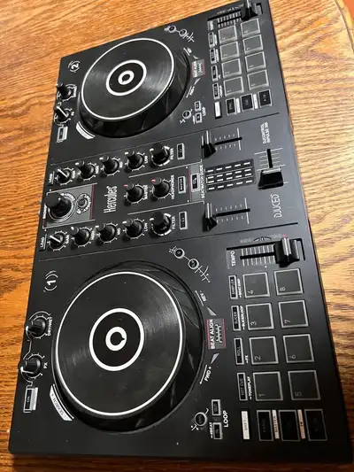 Hercules Inpulse 300 DJ Controller, View more
