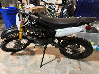 In great condition, new tires, everything works as it should. Great starter dirt bike, lots of fun.
