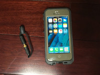 iPhone 5 Waterproof Case - New