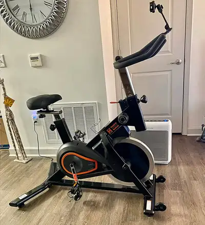 Men’s health/women’s health spin bike in excellent condition. Originally purchased from Costco for $...