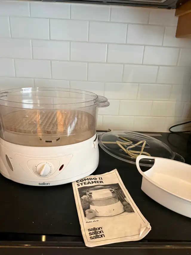 Salton II Steamer and Manual in Microwaves & Cookers in Peterborough - Image 2