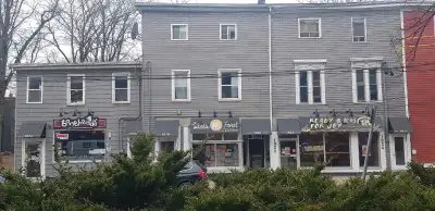 1018 Barrington St- 3 bedroom Apt for Sept 1st!