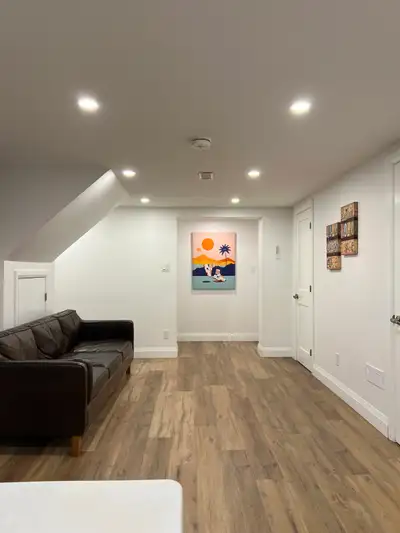 Two beds are available. $500 each. If you would like to rent the whole room by yourself, then $850/m...