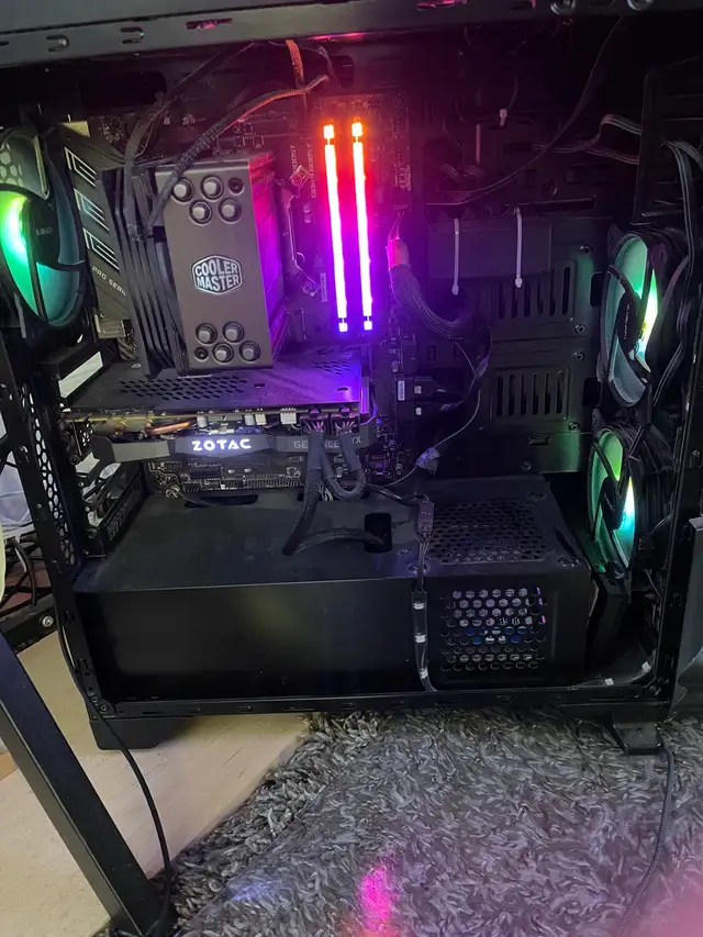 Custom Gaming Desktop PC i7-9700K in Desktop Computers in Delta/Surrey/Langley - Image 2