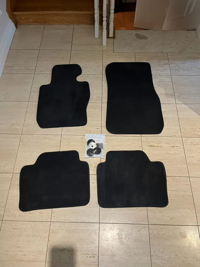 Genuine BMW 3 Series Carpeted Floor Mat - Front and Rear in Other Parts & Accessories in City of Toronto - Image 2