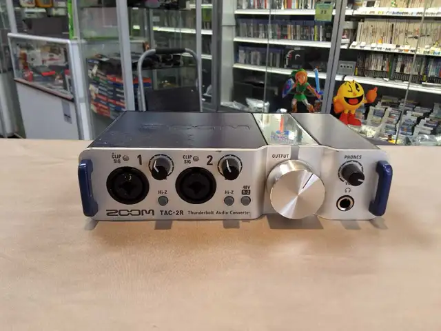 ZOOM TAC-2R Thunderbolt Audio Converter Interface  in Pro Audio & Recording Equipment in City of Toronto - Image 2