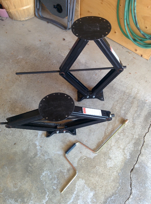 5th wheel tripod and scissor jacks. RVs & Motorhomes Hamilton Kijiji