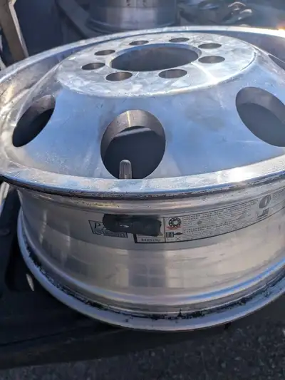 Ford Wheels, Heavy Aluminum Rims 20" 8x170 F250 F350 X4 With TPS just took off my truck for other ri...