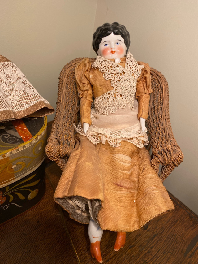 Two Antique Dolls in Arts & Collectibles in Kingston - Image 3