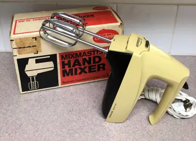Vintage Sunbeam Hand Mixer Harvest Hold Works Great! Lethbridge pick up Cash $60 firm