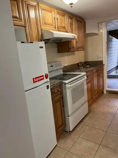 South Burnaby quiet neighborhood 3 Bedrooms and 2 Bathrooms for rent. The unit is walkout basement ....