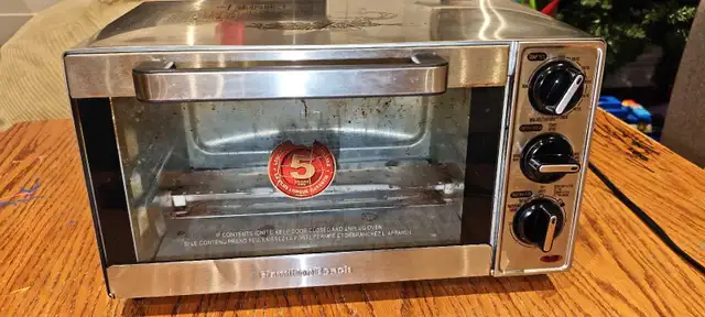 Hamilton Beach Toaster Oven in Toasters & Toaster Ovens in Oakville / Halton Region - Image 6