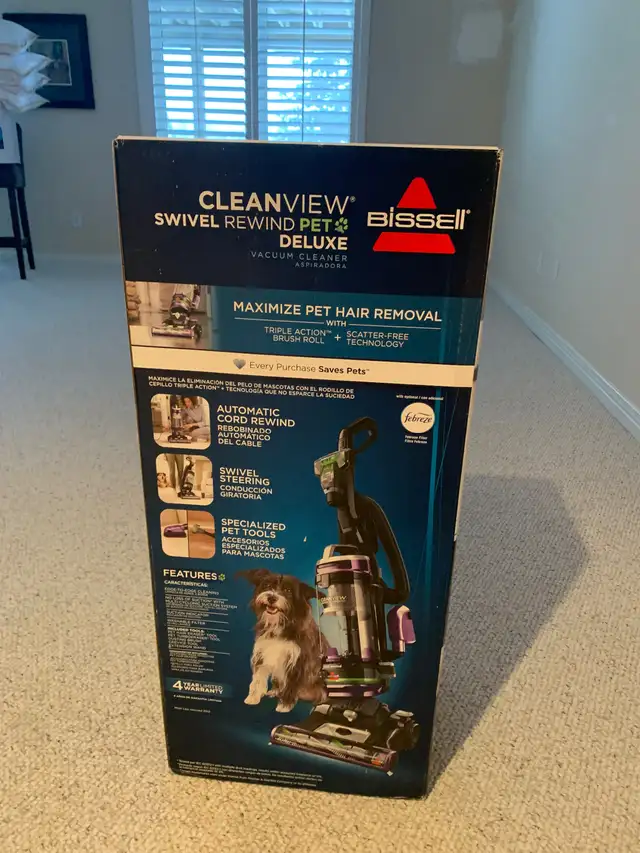 Bissell Clean View Swivel Rewind Pet Deluxe Vacuum Cleaner in Vacuums in Kitchener / Waterloo - Image 2