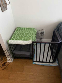 Dog Kennel w / cover