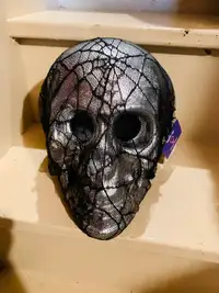 NEW NWT Silver w/ Black Lace Light-Up Halloween Skull