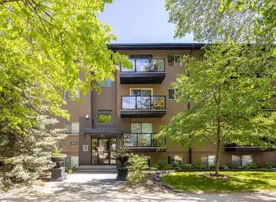 $1550 2 bed Apartment, UofS walkable to everything ! Aug 1st