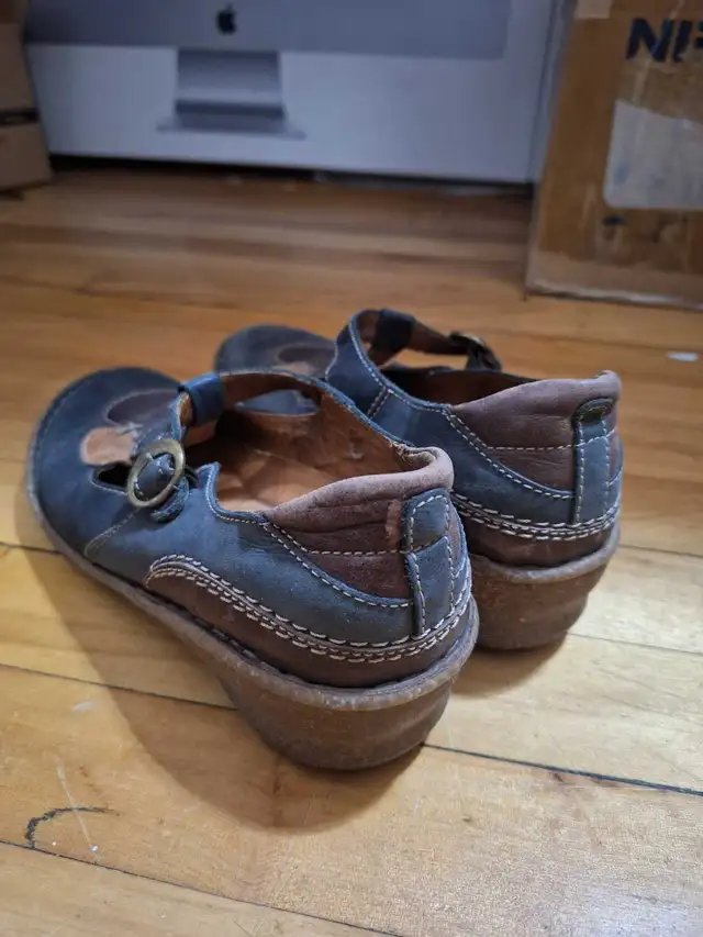 Josef Seibel women shoes/talons in Women's - Shoes in City of Montréal - Image 5