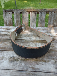 Harbinger 4" Padded Leather Lifting Belt, Size Large