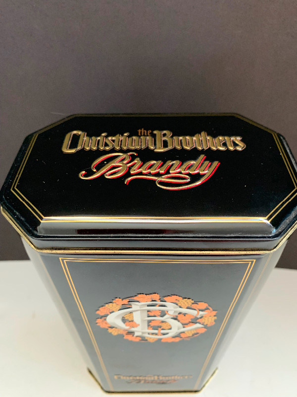 Christian Brothers Brandy 1 liter Collector Tin in Arts & Collectibles in Kawartha Lakes - Image 2