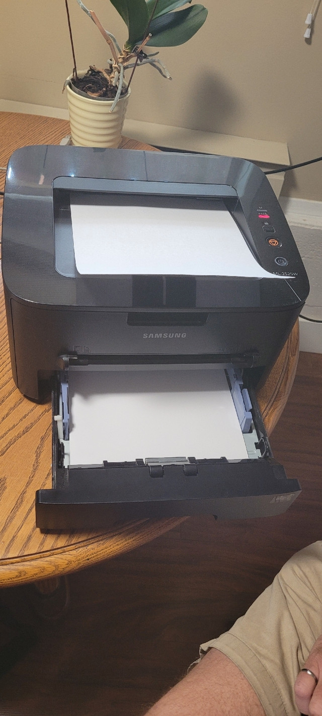 Samsung ML-2525 Monochrome LaserJet Printer Tested Works well in Printers, Scanners & Fax in Victoria - Image 2
