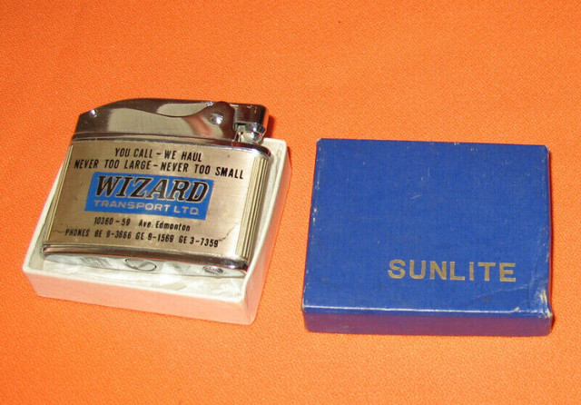 SUNLITE  Lighter  "Wizard Transportation" (Wick) - (NEW) dans Art et objets de collection  à Ville d’Edmonton - Image 2