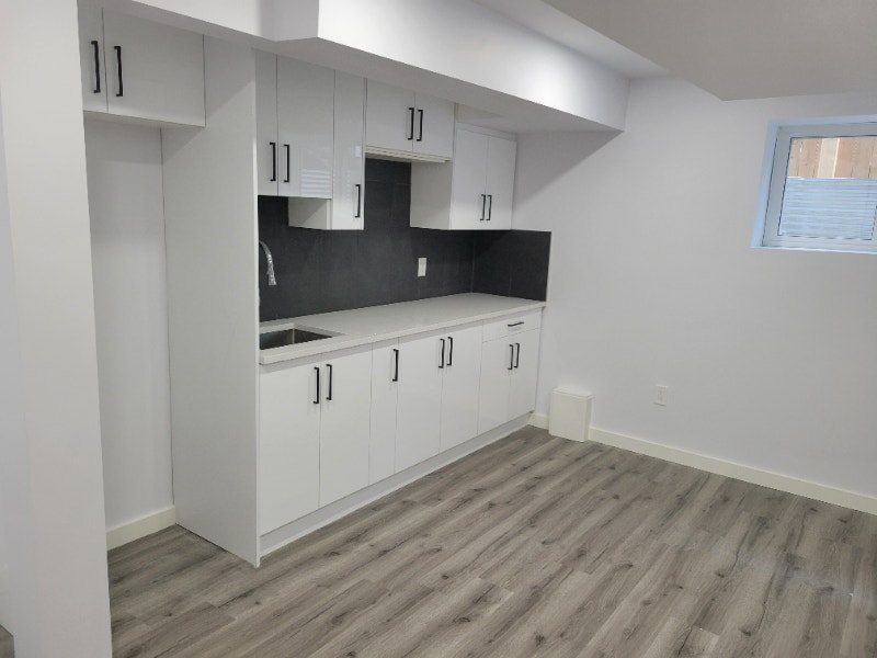 Brand new studio/bachelor suite in basement Beaumont, AB Long Term