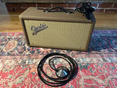 Fender 1963 Reverb Unit Reissue 90’s, View more