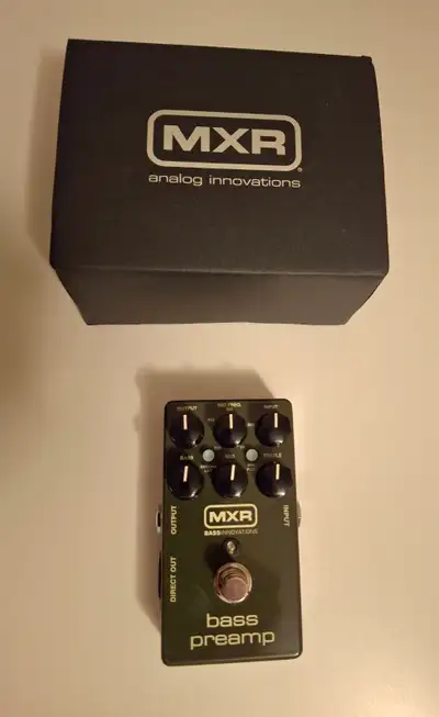 Dunlop MXR M81 Bass Preamp Pedal, View more