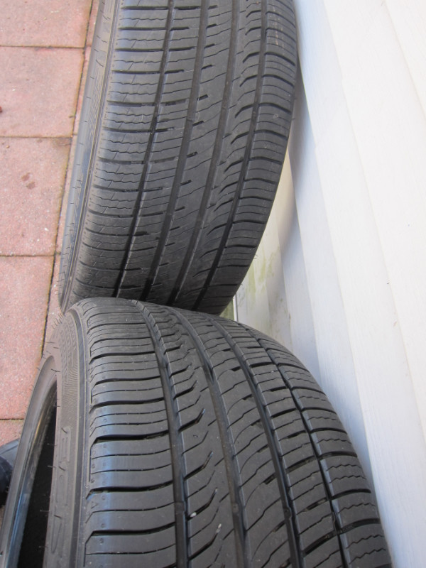 255/45/20, 2 pneus été - très bon état dans Pneus et jantes  à Ouest de l’Île - Image 2
