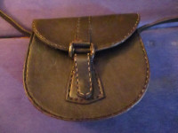 UNIQUE & COLLECTIBLE SHOULDER PURSE-LEATHER? 1960/70S-VINTAGE