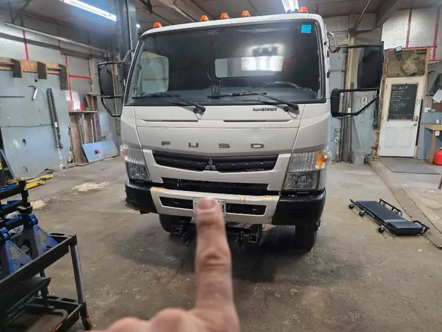 2017 Mitsubishi fuso63849105730563120
