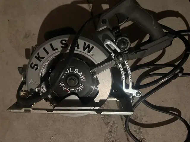 SkilSaw Circular Saw in Power Tools in Windsor Region - Image 2
