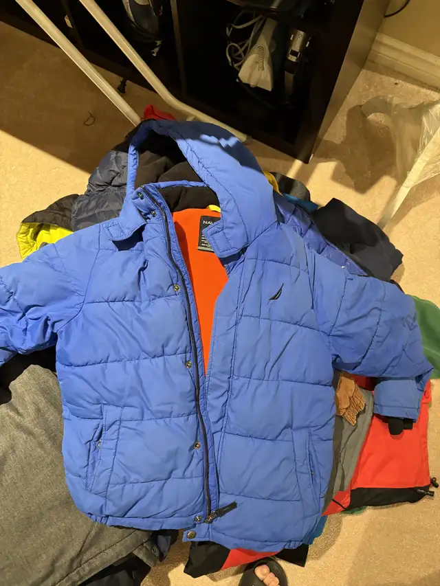 Selling kids winter and summer jackets in Kids & Youth in St. Albert - Image 4