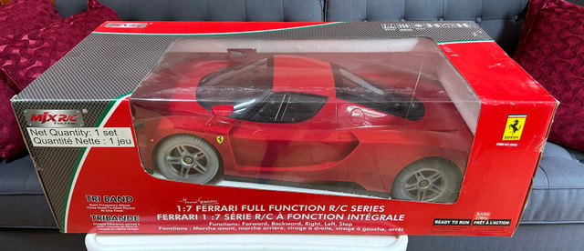 RC Ferrari Enzo still in box dans Loisirs et artisanat  à Longueuil/Rive Sud