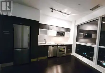 1506-386 Yonge st, Toronto. Aura condo. Spacious And Bright 1 Bed with Locker @ Aura at College Park...