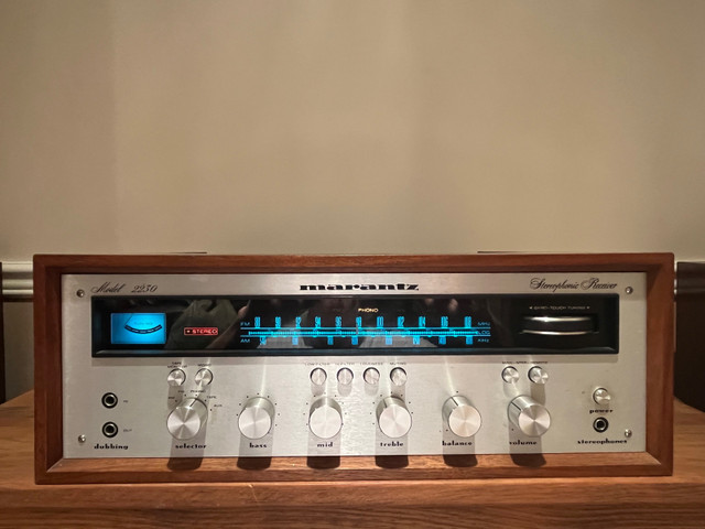 Marantz Receiver Model 2230 in Stereo Systems & Home Theatre in Mississauga / Peel Region