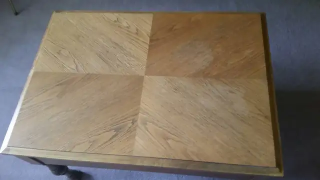 Oak table for sale in Coffee Tables in Renfrew - Image 3