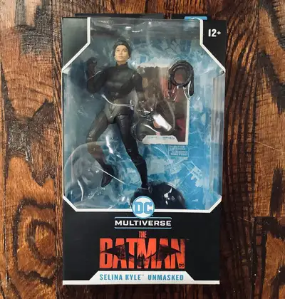 McFarlane Catwoman Unmasked ( The Batman ) DC Multiverse , View more