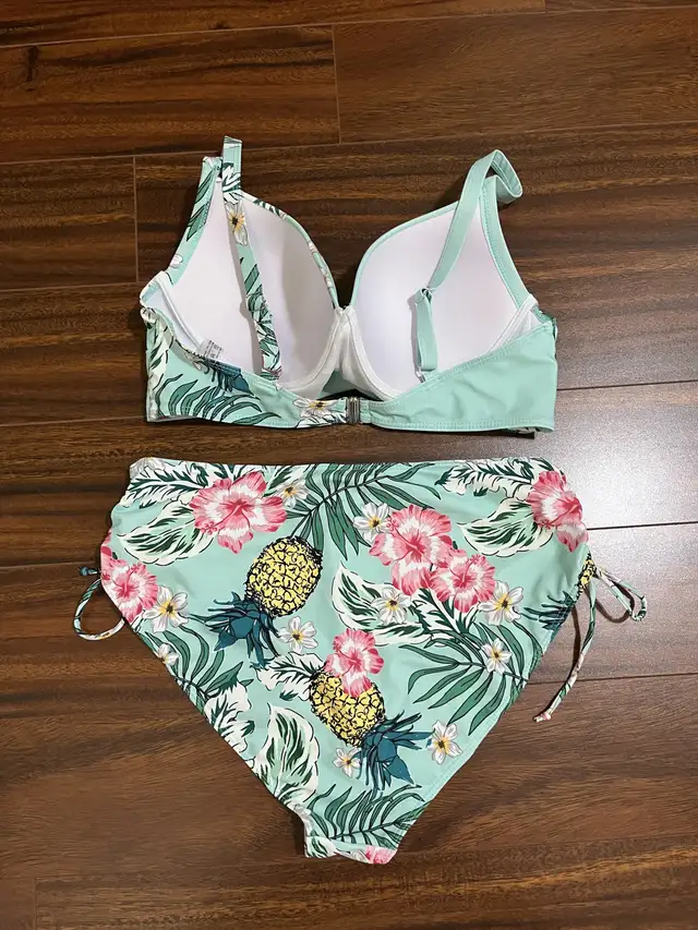 Shein women’s 1X bikini – floral mint, molded cups in Women's - Other in Oshawa / Durham Region - Image 11