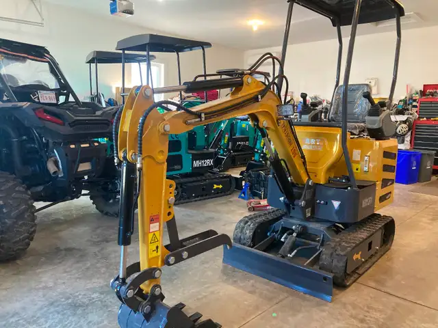 NEW MINI EXCAVATOR MX12RX CALL5064613657 in Other in Fredericton - Image 3