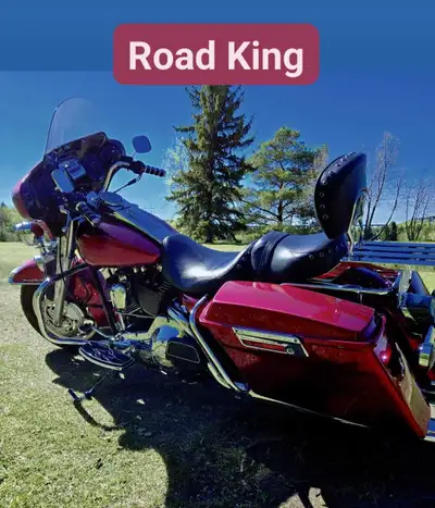 2001 RoadKing Only 32.000 km New tires New front & rear bearings New battery Original manuals Excell...